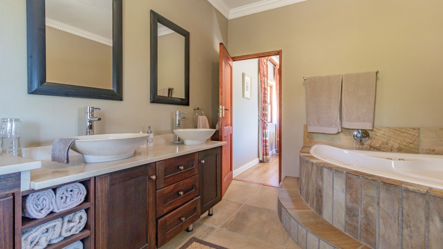 4 Bedroom Property for Sale in High Riding Country Estate Western Cape